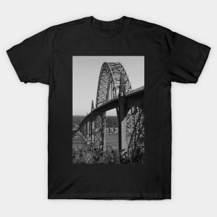 Yaquina Bay Bridge © T-Shirt